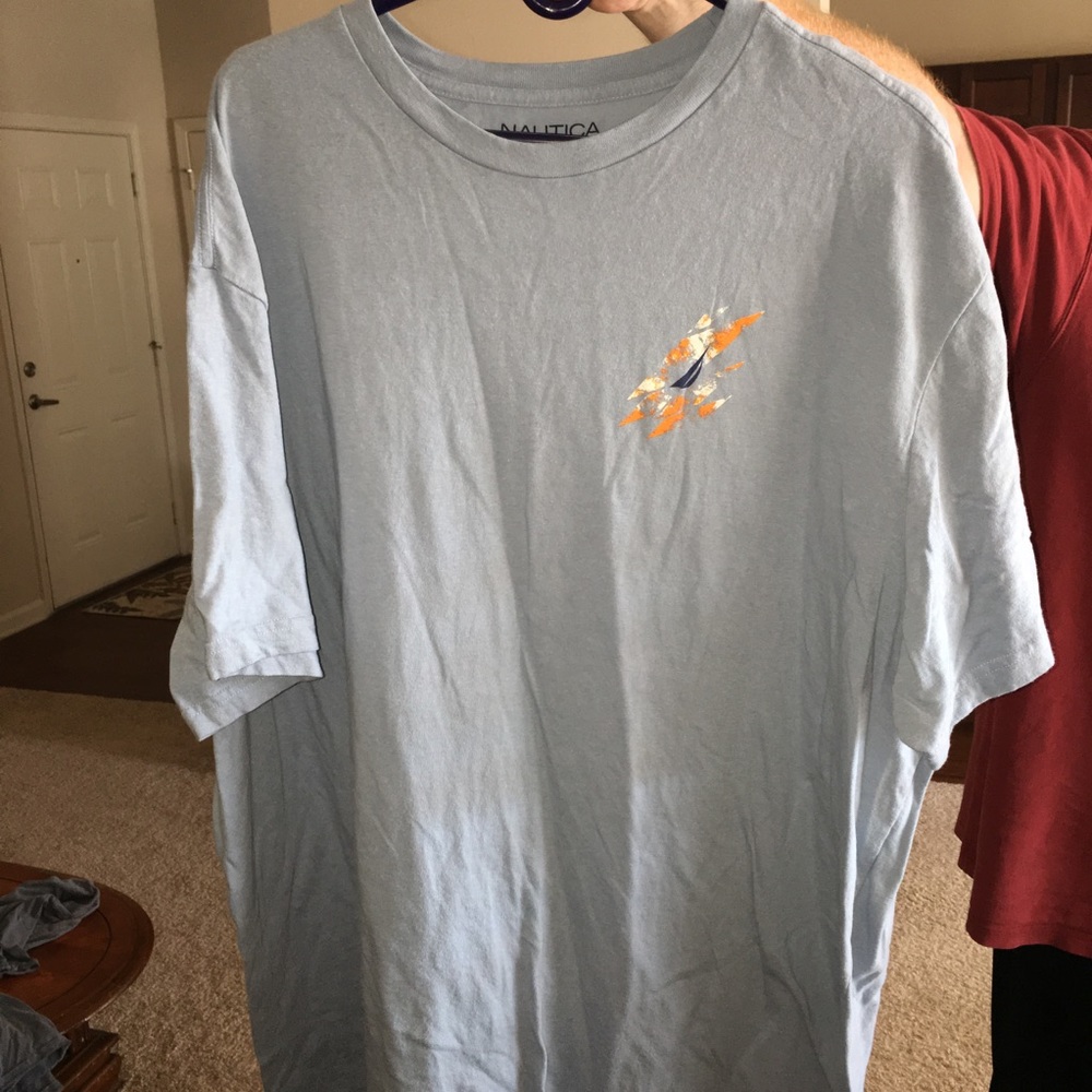 Men's Nautica tshirt