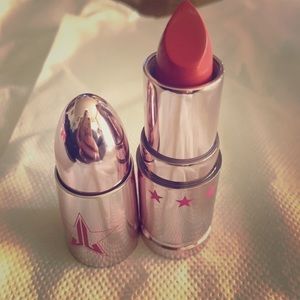 Jeffree Star lip ammunition