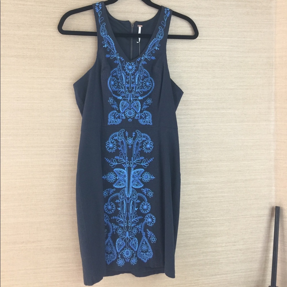 Sleeveless navy Free People Dress