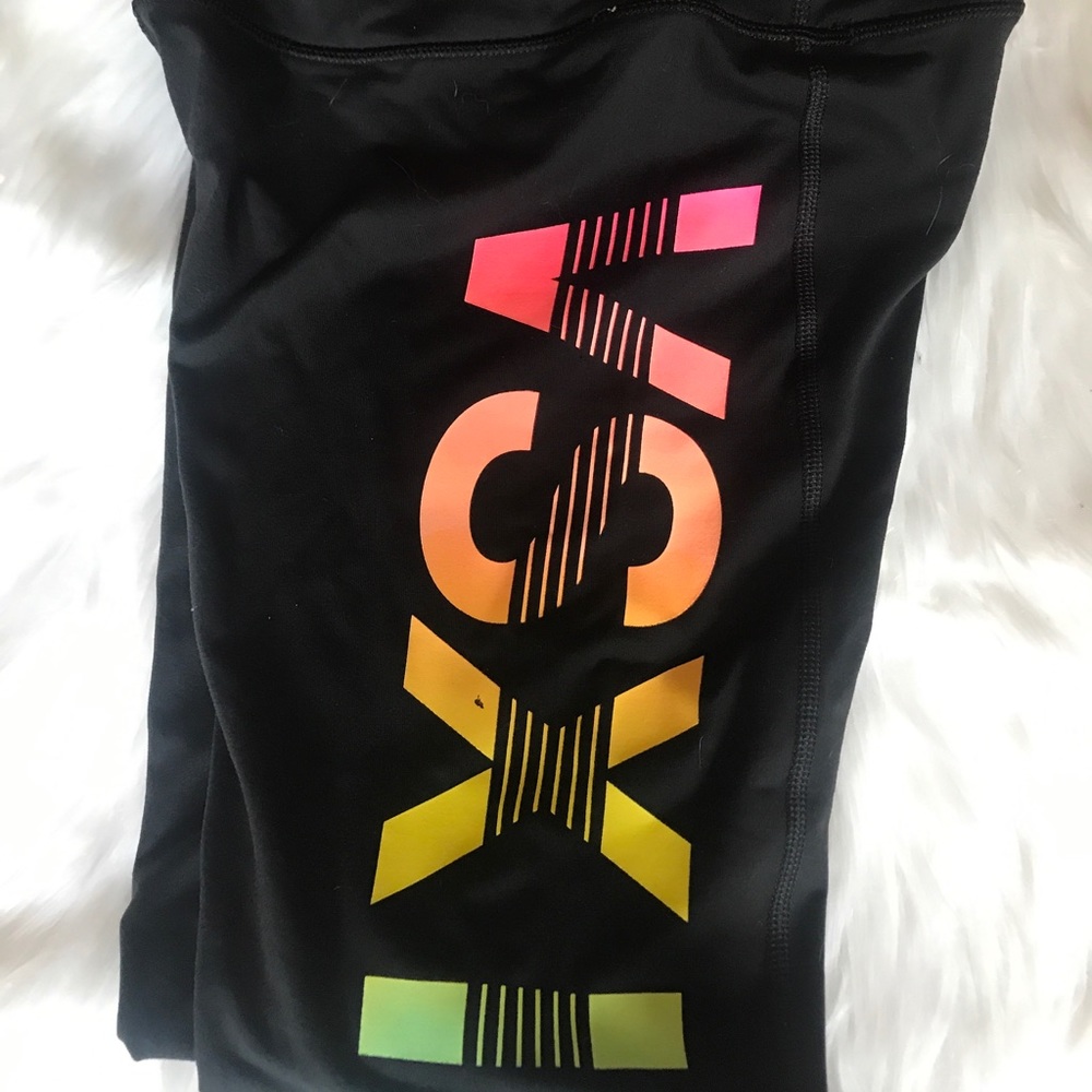 RARE discontinued PINK Victoria's Secret leggings