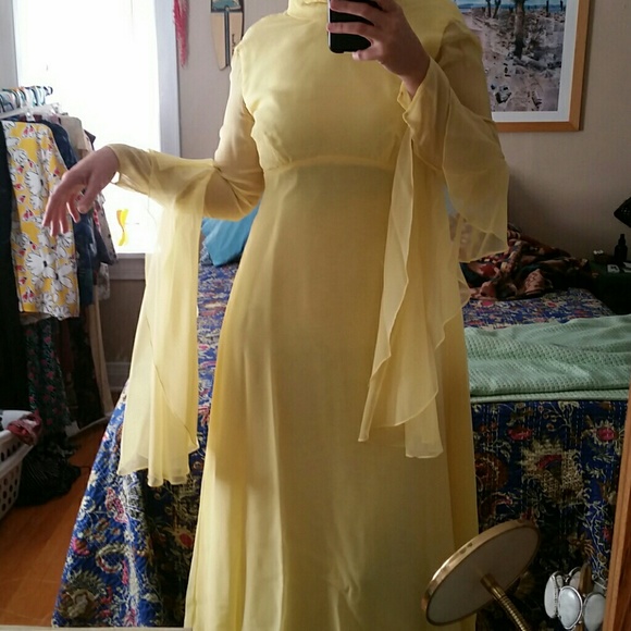 VTG 70s Yellow Boho Clifton Wilhite Dress! ♡ - Picture 2 of 8