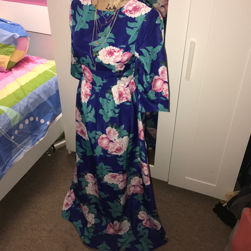 Petite Floral maxi dress