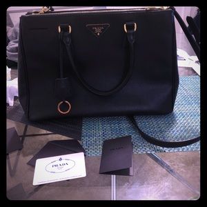Prada black Saffiano leather purse