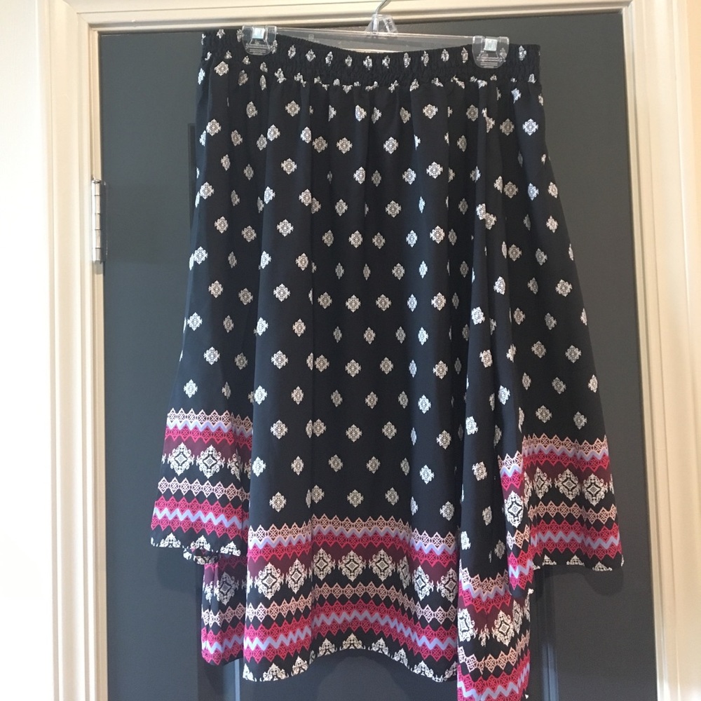 Tobi Black Printed Off the Shoulder Dress