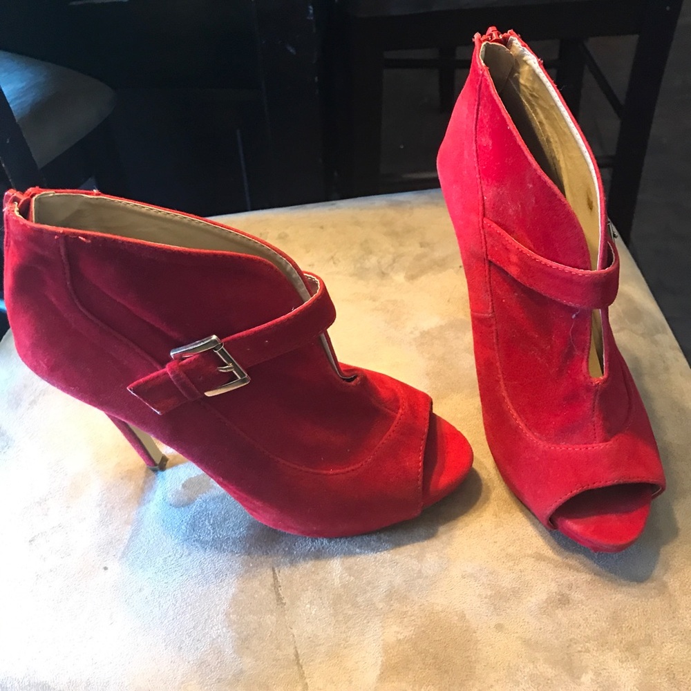 Super cute, well-loved booties!
