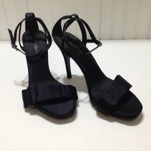 Black Calvin Klein heels size 6.5 Black Calvin Klein heels size 6.5
