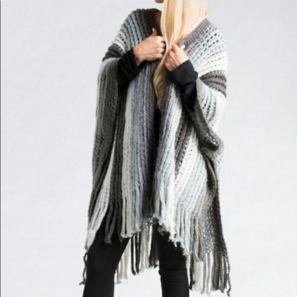 HipFinds Sweaters - ❄️Winter Gray Shawl ❄️ 1 Left
