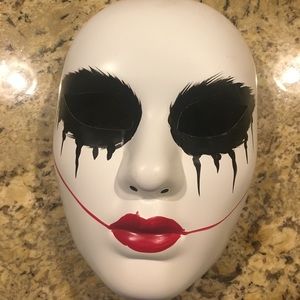 HALLOWEEN MASK WORN FOR ONLY TWO HOURS!🎃