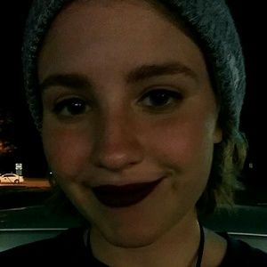 Meet your Posher, Zoe