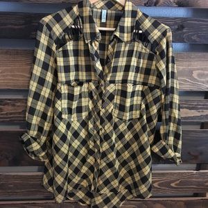 Free People Plaid Snap Up size Small