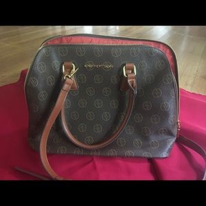 Authentic Adrienne Vittadini Bag