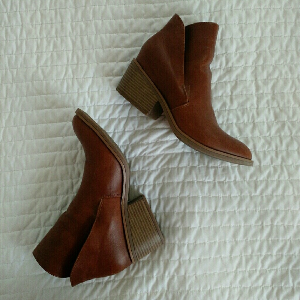 Cognac Booties/Ankle Boots