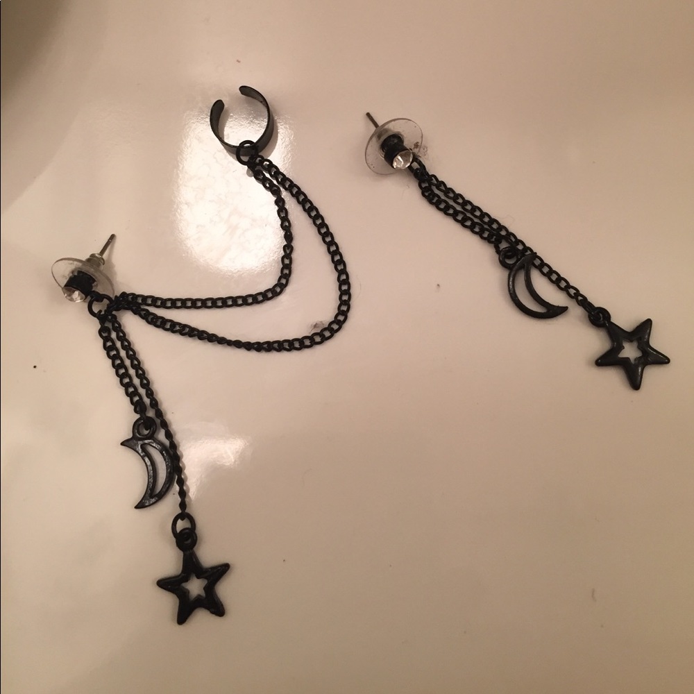 Black star and moon cuff earring set
