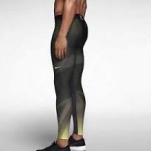 NikePro Combat Hyperwarm DriFIT Max Chameleon