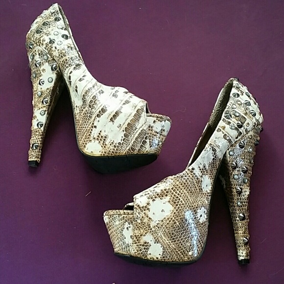 Platform, Peep Toe, Printed Heels with Gemstones - Picture 2 of 6