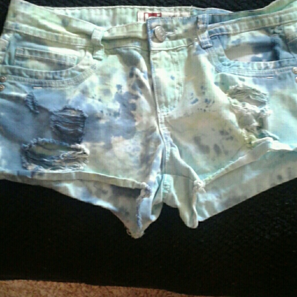 "Ashley  lowrise" fit summer shorts