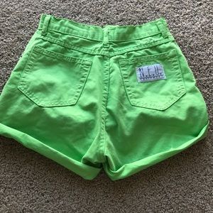 90s slime green cropped short shorts!