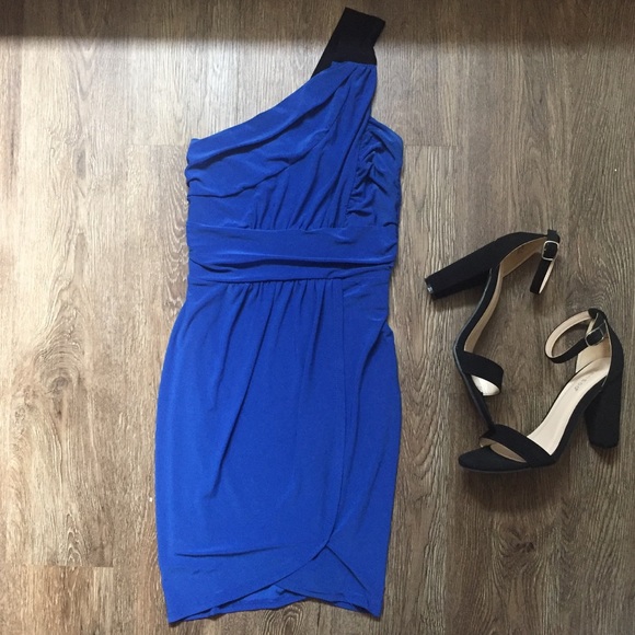 Charlotte Russe Dresses & Skirts - Charlotte Russe Royal Blue Dress Size Small