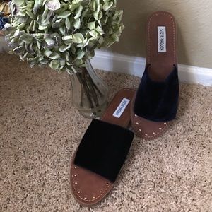 Steve Madden slides