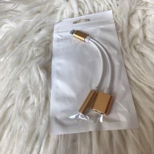 iPhone 7 aux/charging adapter