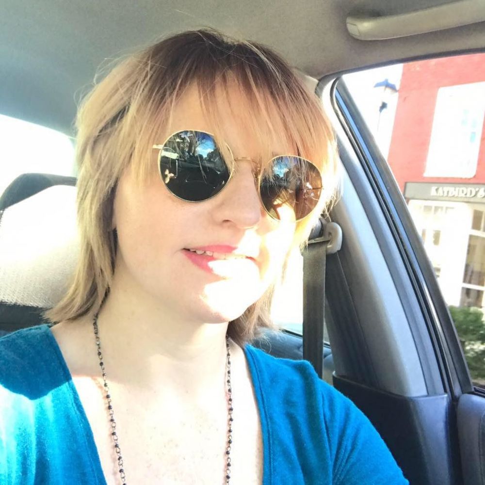 Meet your Posher, Kelly
