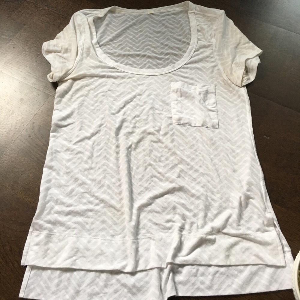 Lululemon white tshirt