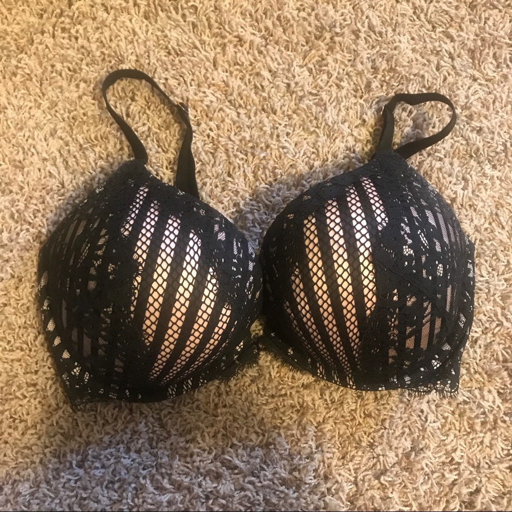 Victoria's Secret Bombshell Push Up Bra