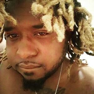 Meet your Posher, Travis