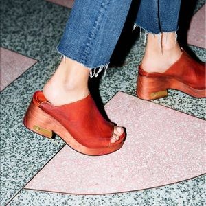 Free people orange moon clog