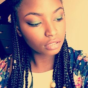 Meet your Posher, Dominique