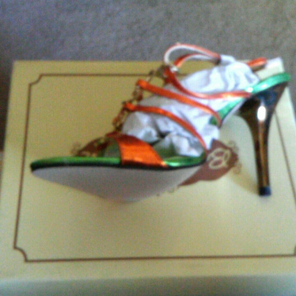 Ladies heels