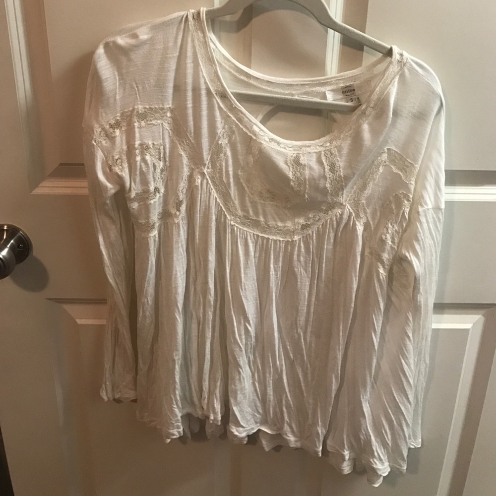 White top with lace detail
