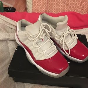 Jordan low 11s