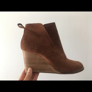 Yoniana Lucky brand wedge booties