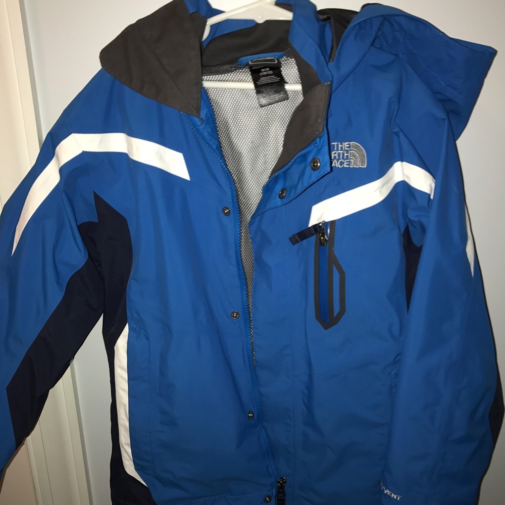 NORTHFACE rain coat