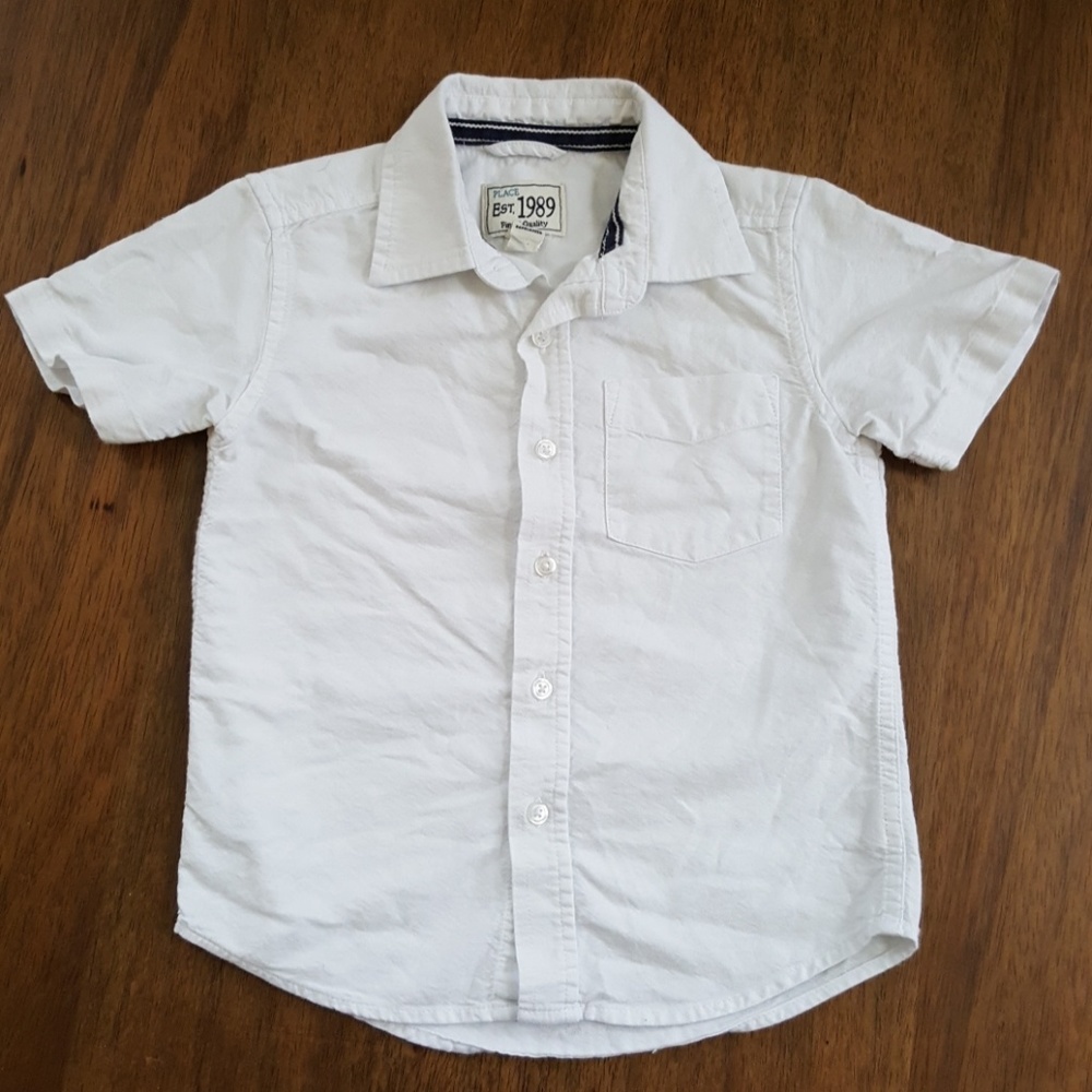 🖤 BOYS Children's Place Button Down Shirt