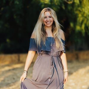 Meet your Posher, Ashleh