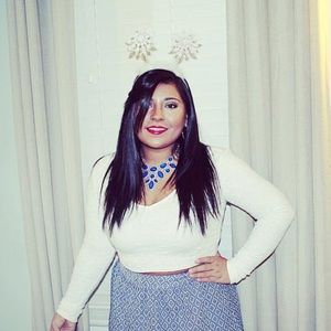 Long sleeve crop top