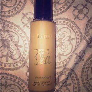 Tarte rain forest of the sea foundation