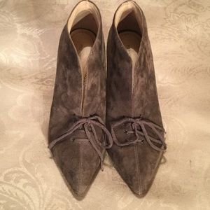 POUR LA VICTOIRE Booties