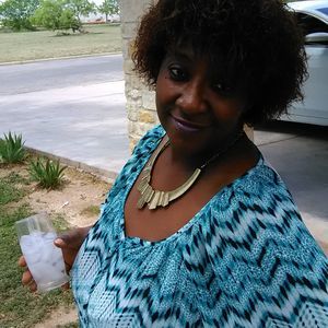 Meet your Posher, Nikki