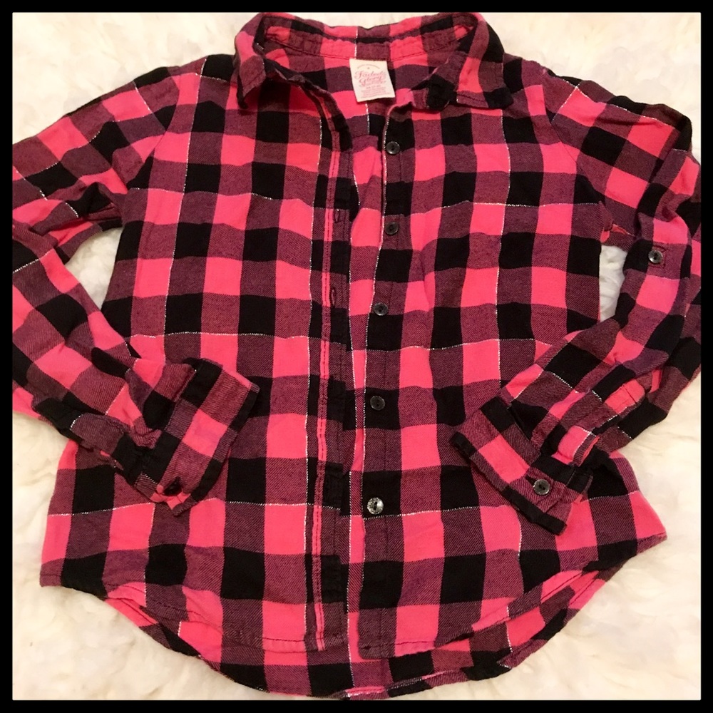 Girls size Med(7/8) plaid button up shirt