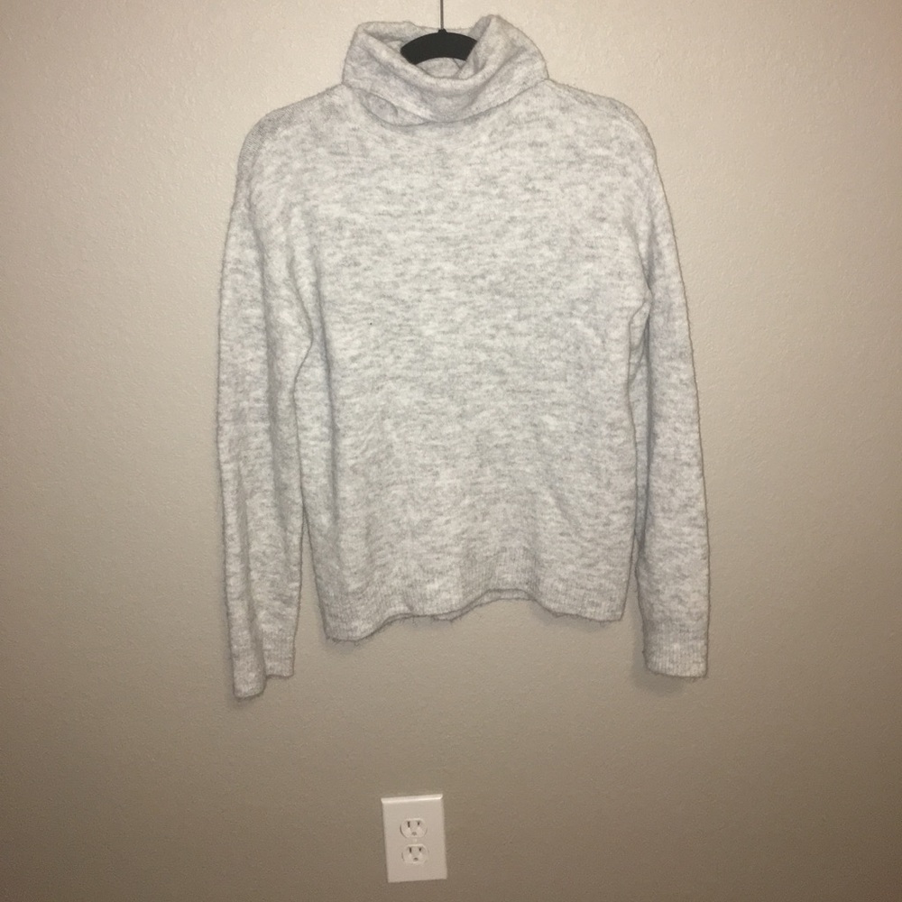 Grey h&m turtle neck sweater