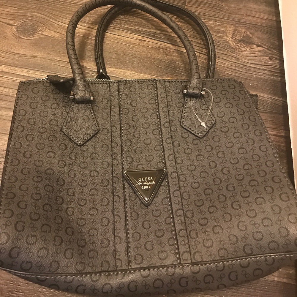 Hand bag.