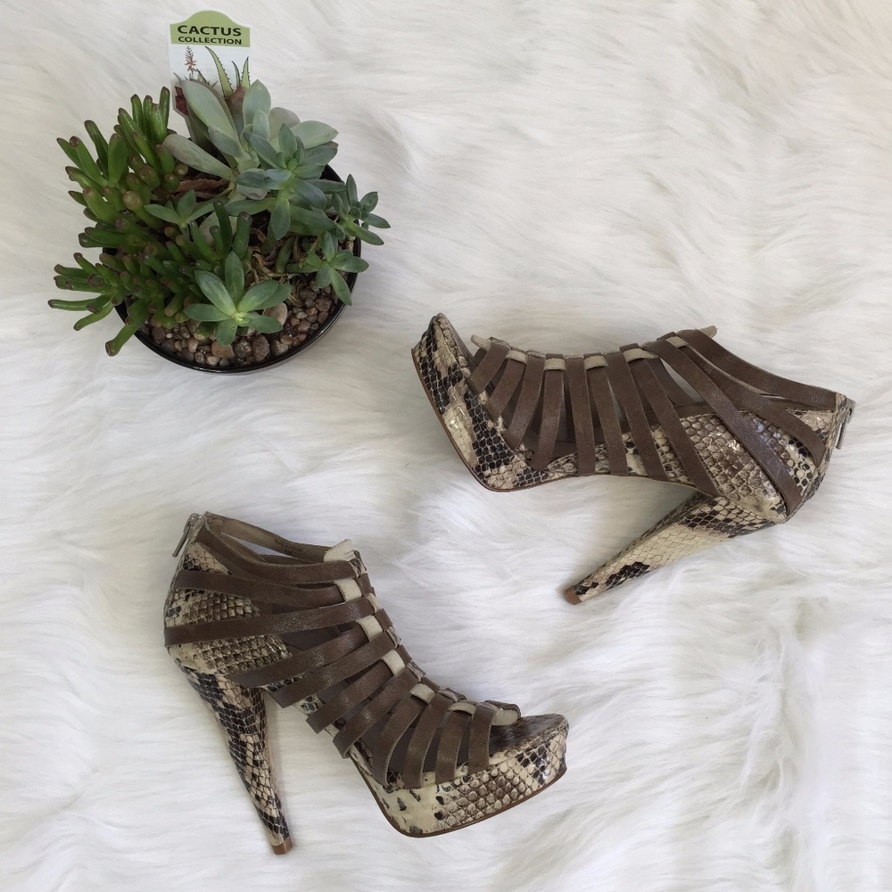 7 For All Mankind Ruby Heels Snakeskin Print