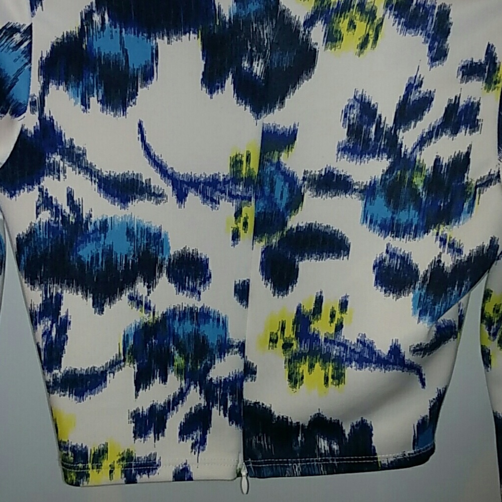 Long sleeve Crop Top - Picture 3 of 3