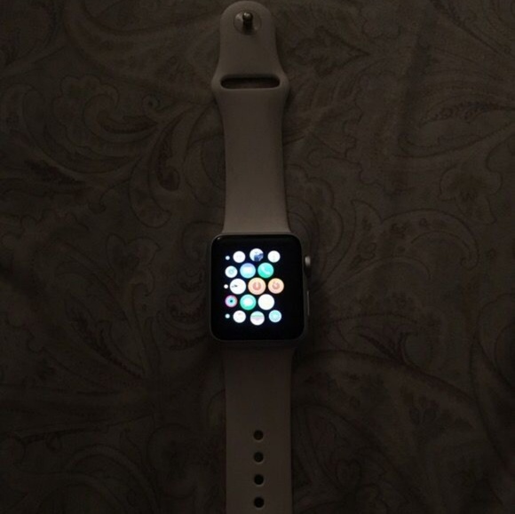 Apple watch series 1 - Picture 3 of 4