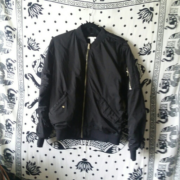Black bomber - Picture 1 of 2