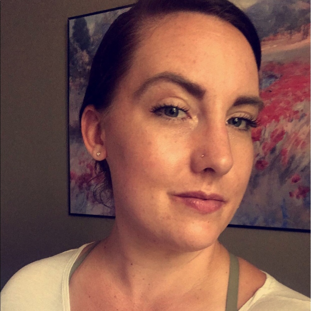 Meet your Posher, Anne