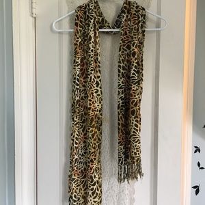 Animal print fashion scarf